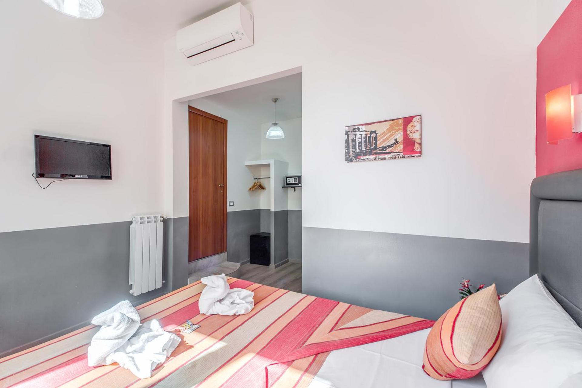 Mf Hotel — Photos 1